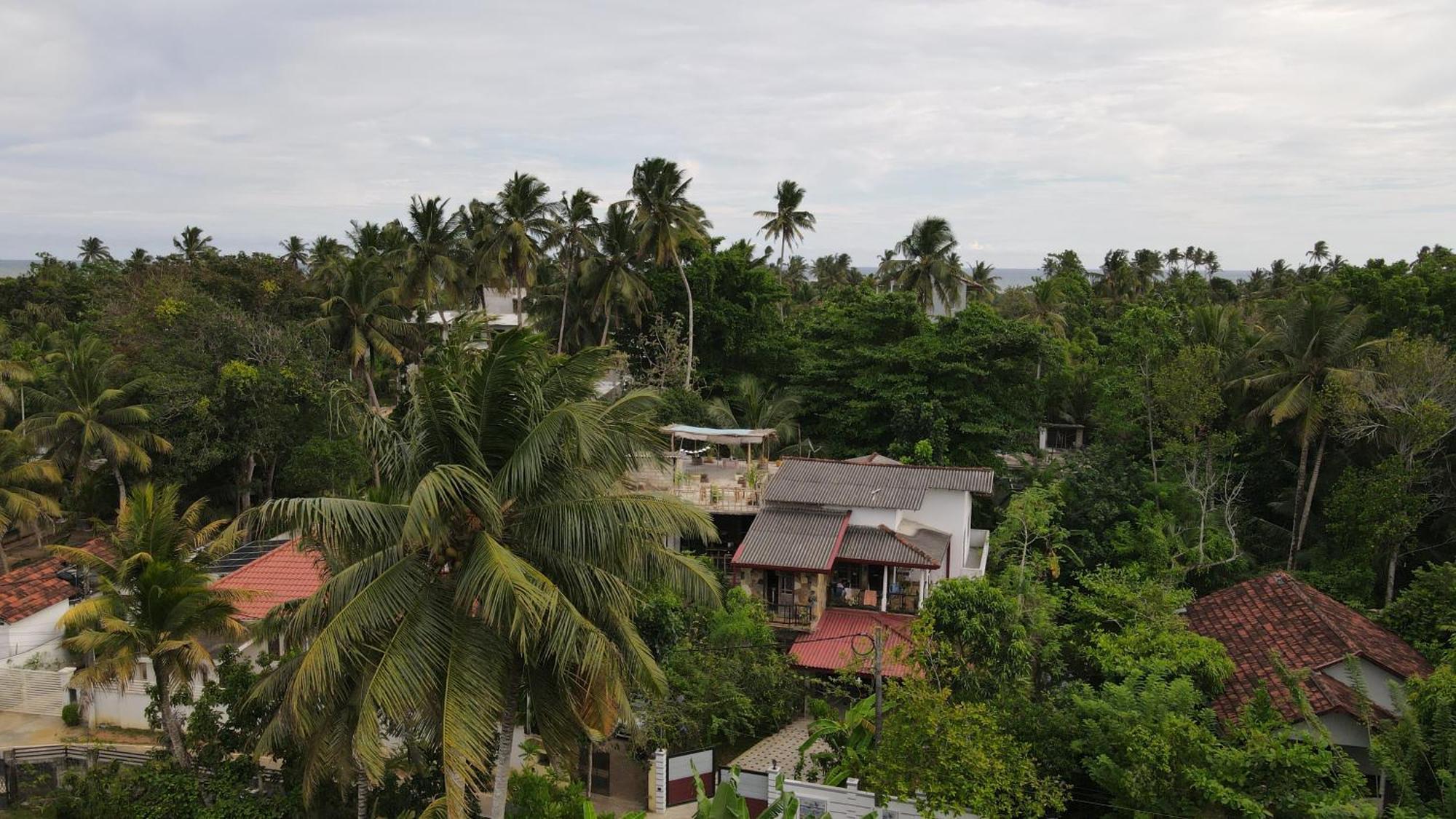 Passionfruit Homestay Matara Extérieur photo